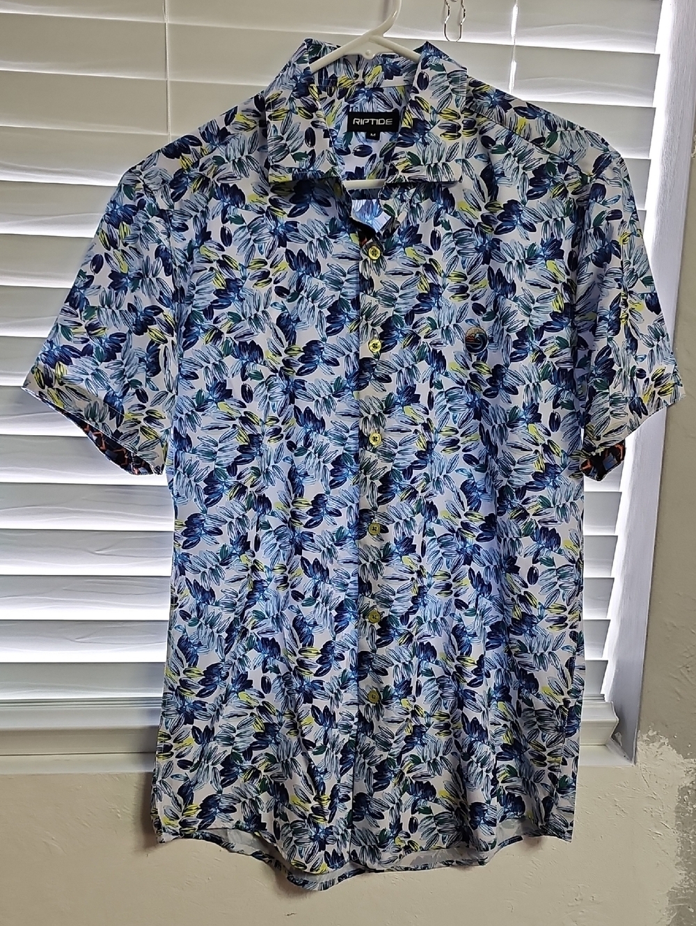 Riptide Men’s Short-Sleeve Blue Floral Button-Down Shirt